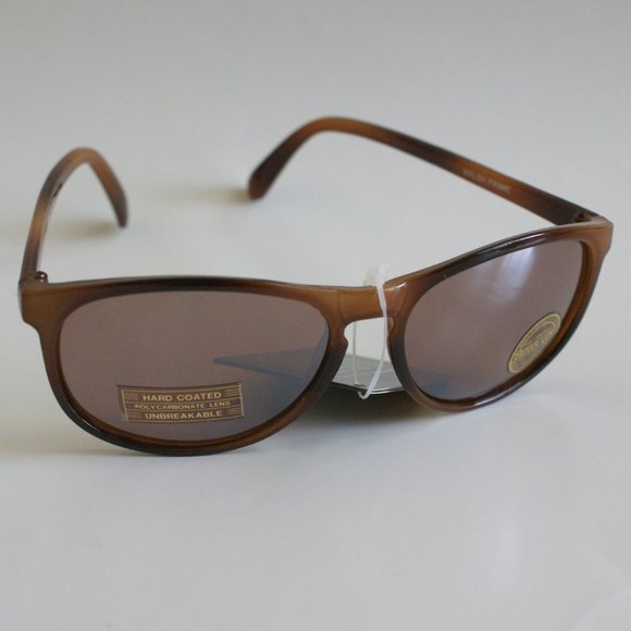 NWT TruVintage retro NylonOval Sports style Coppermax lens tech Sunglasses - Picture 1 of 5